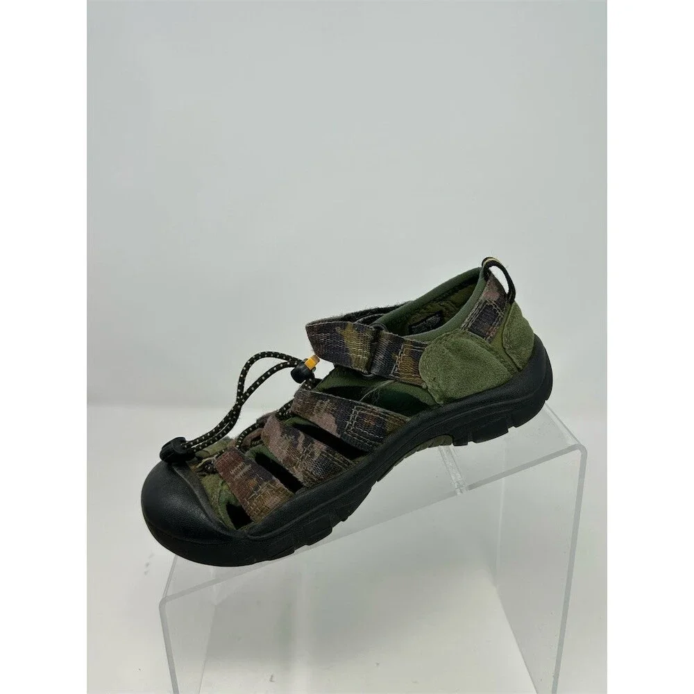 KEEN Newport H2 Youth Sport Sandals Green Camo Closed Toe Waterproof Size 2
